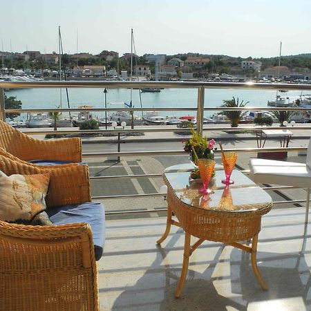 Apartments Antonela Jezera Dış mekan fotoğraf