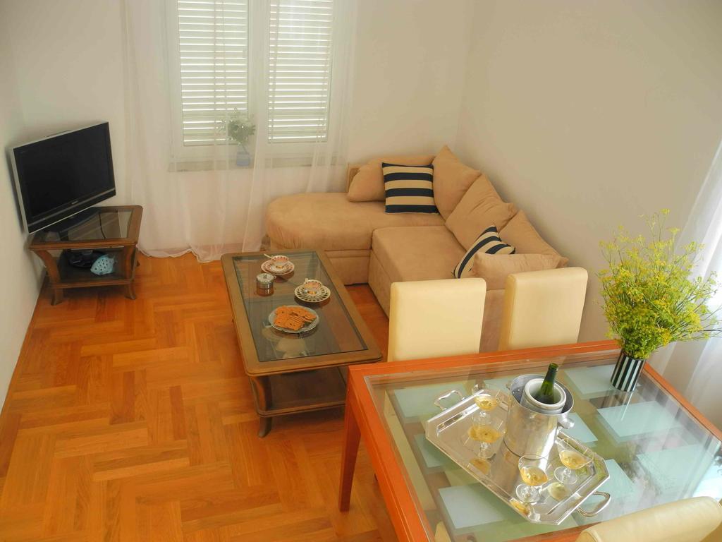 Apartments Antonela Jezera Dış mekan fotoğraf