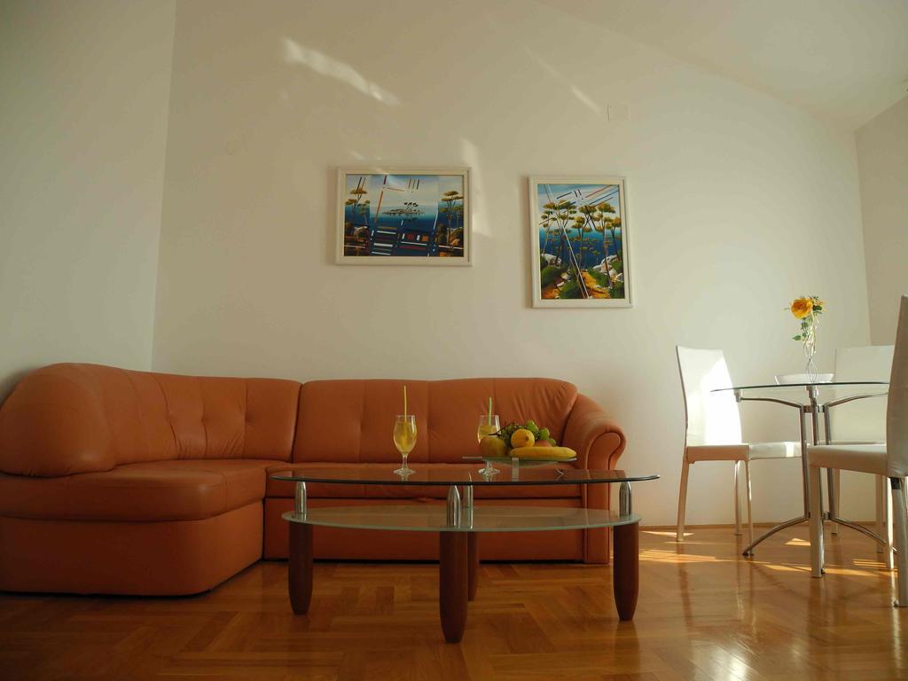 Apartments Antonela Jezera Dış mekan fotoğraf