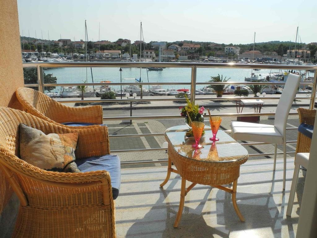 Apartments Antonela Jezera Dış mekan fotoğraf